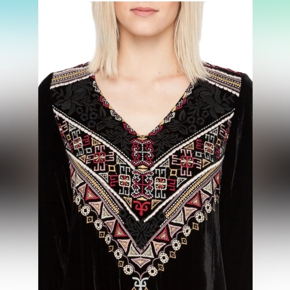 JWLA Velvet Embroidered Silk Blend Tunic Top - Picture 8 of 14